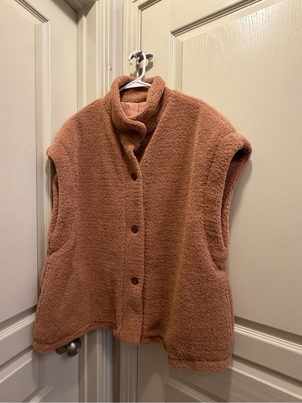 Cozy Women's Fleece Vest Jacket in Rust